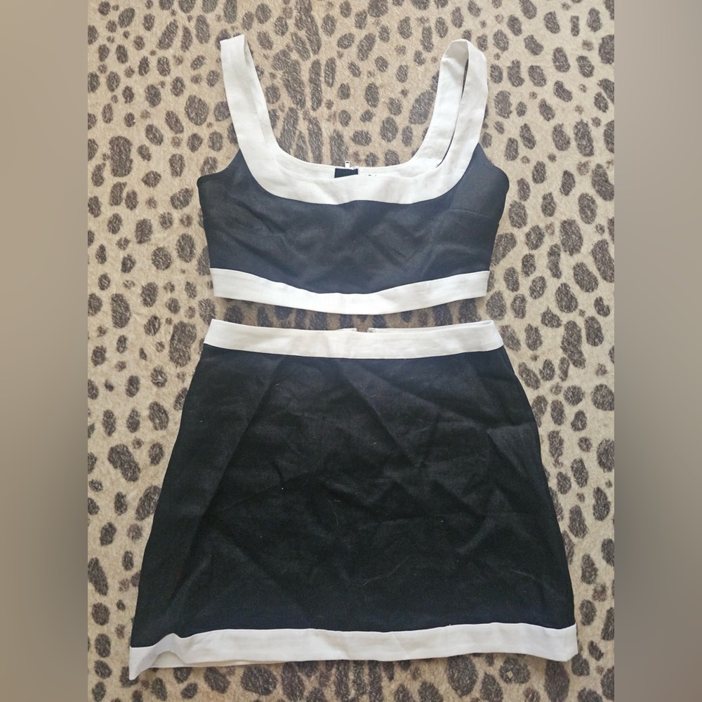 Reformation Robbie Two-Piece Set - Picture 2 of 5